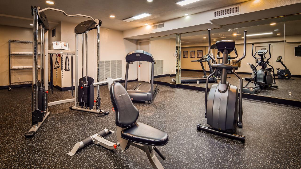 Hotel Pentagon Arlington Dış mekan fotoğraf