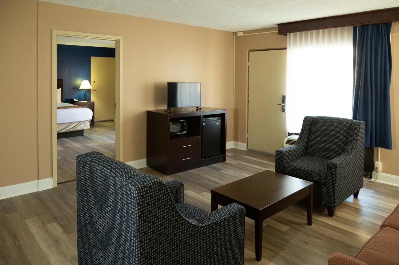 Hotel Pentagon Arlington Dış mekan fotoğraf